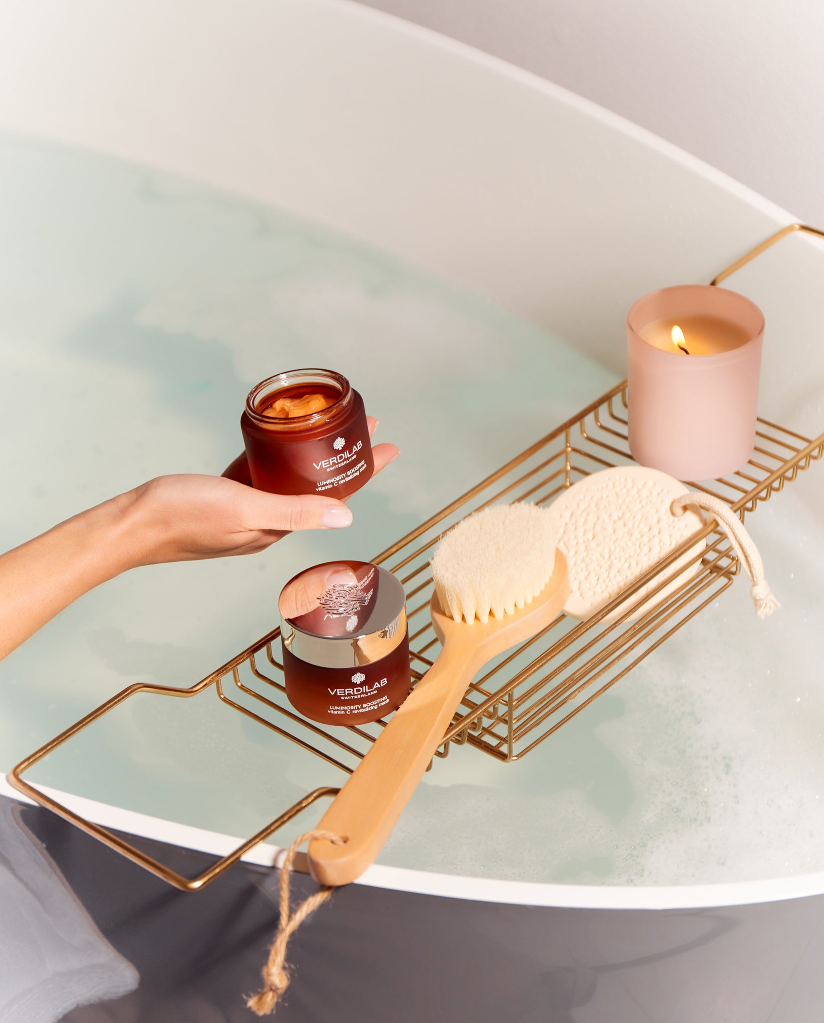 LUMINOSITY BOOSTING Vitamin C Revitalizing Mask