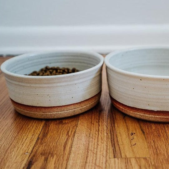 Hanselmann Pottery Dog Bowls, Nesting